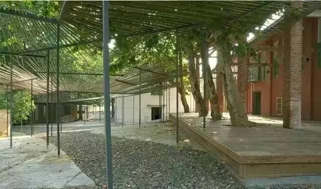 花城控股集團
